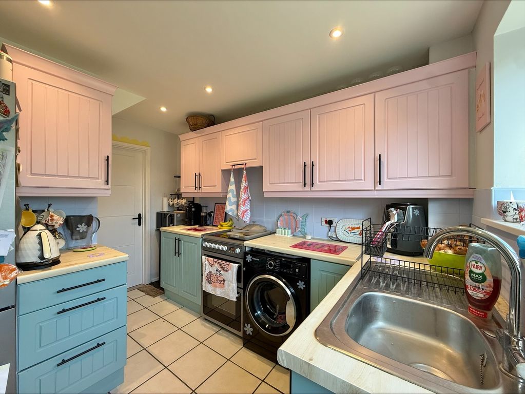 Property photo 3 of 15