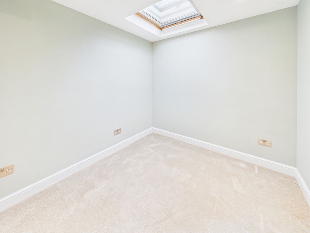 Property photo 2 of 9 Gallery