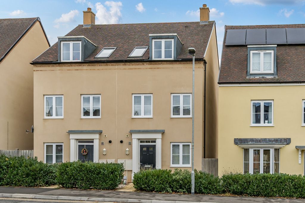 Property photo 1 of 22