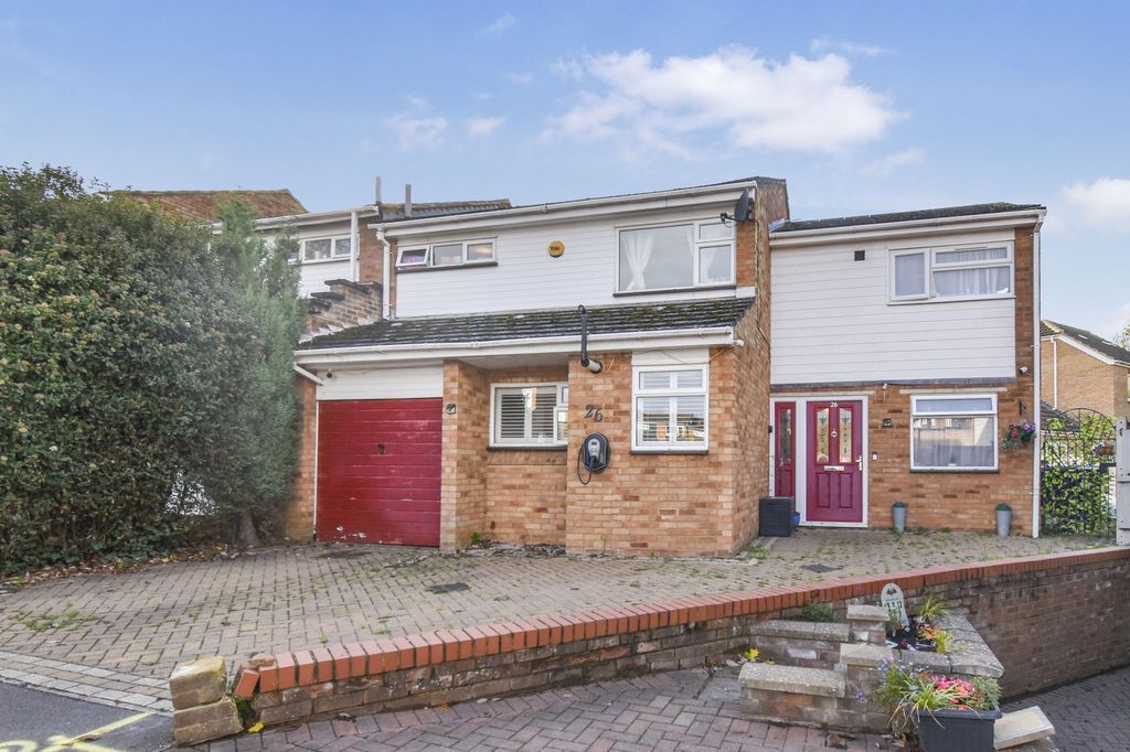 Property photo 1 of 22