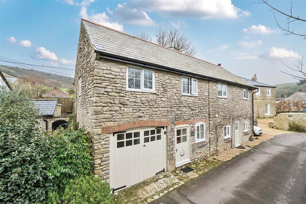 Property photo 1 of 19 Front Elevation