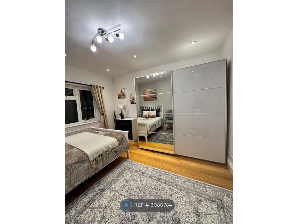 Property photo 1 of 30