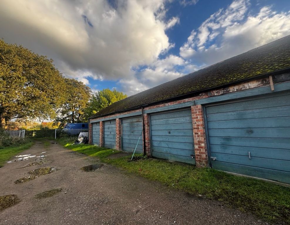 Property photo 3 of 7