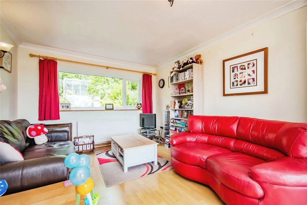 Property photo 2 of 15 Picture No. 07