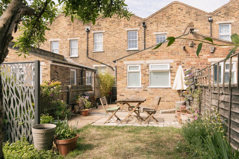 Property photo 2 of 21