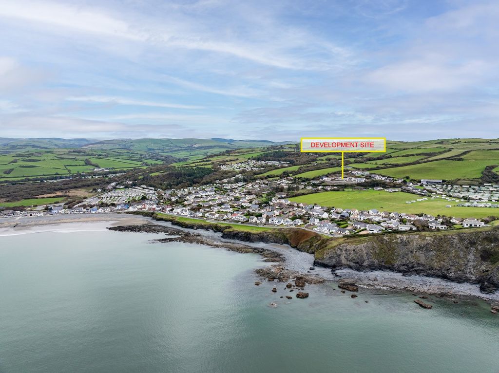 Property photo 2 of 11