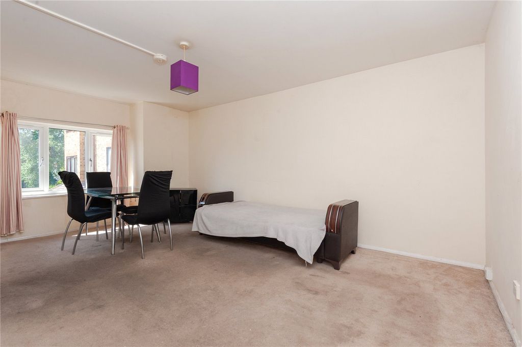 Property photo 2 of 12 Picture No. 06