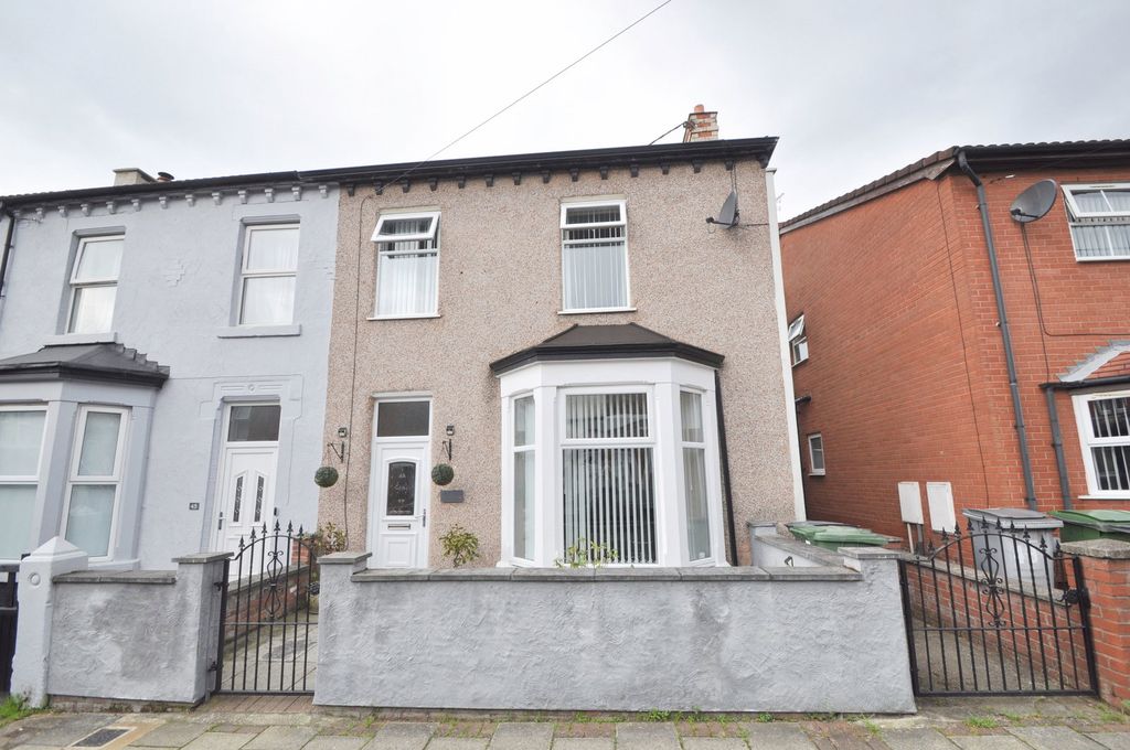 Property photo 1 of 30