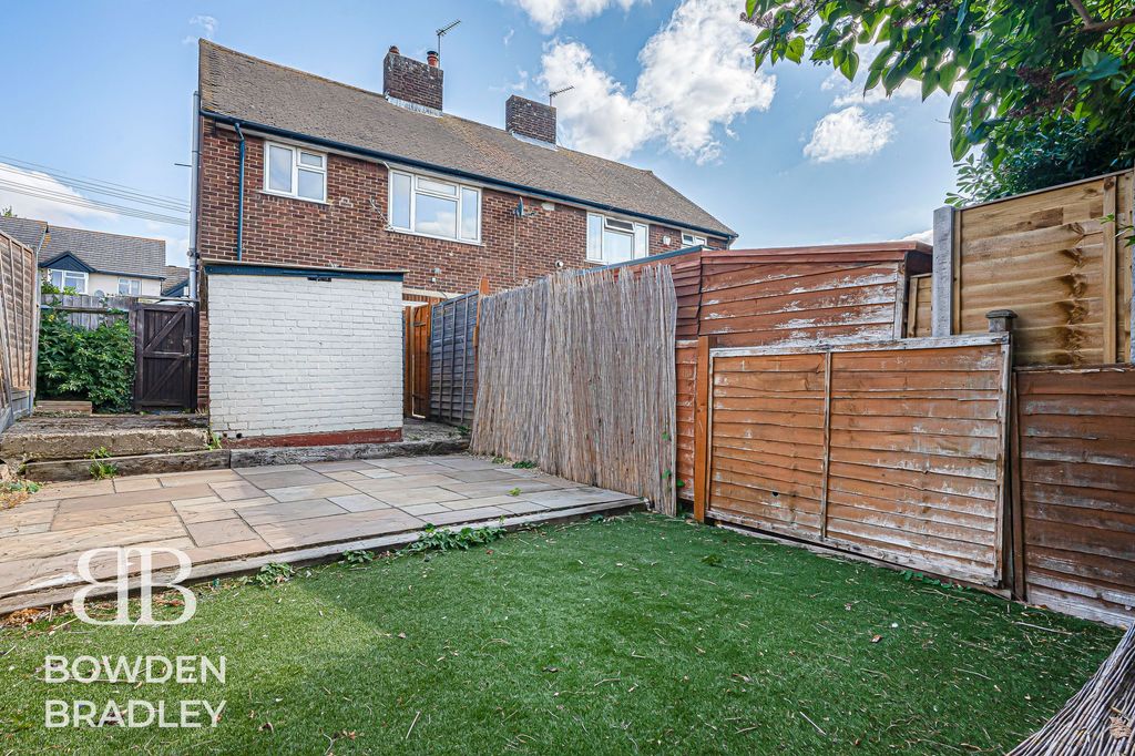 Property photo 2 of 13