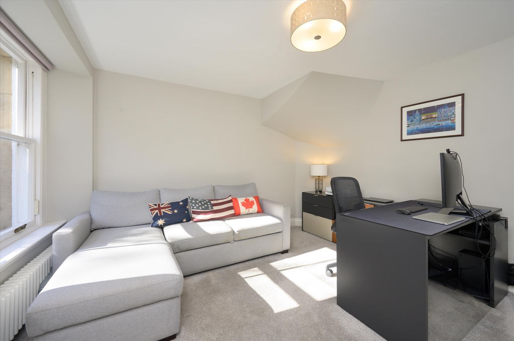 Additional image 25 of 4 bed flat for saleGlencairn Crescent, Edinburgh EH12