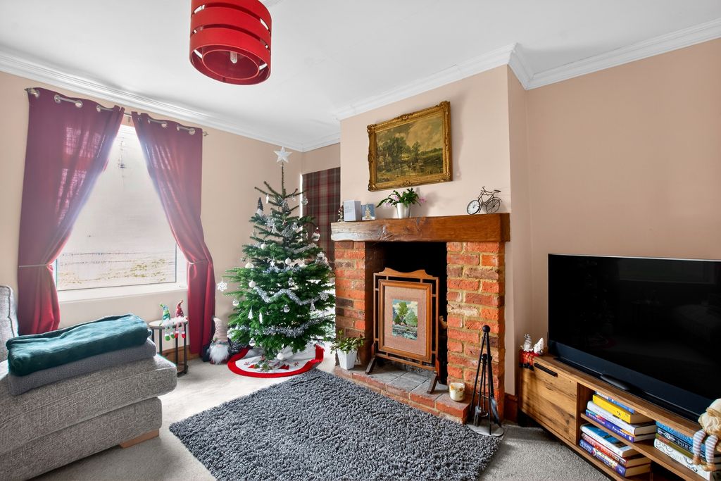 Property photo 3 of 25