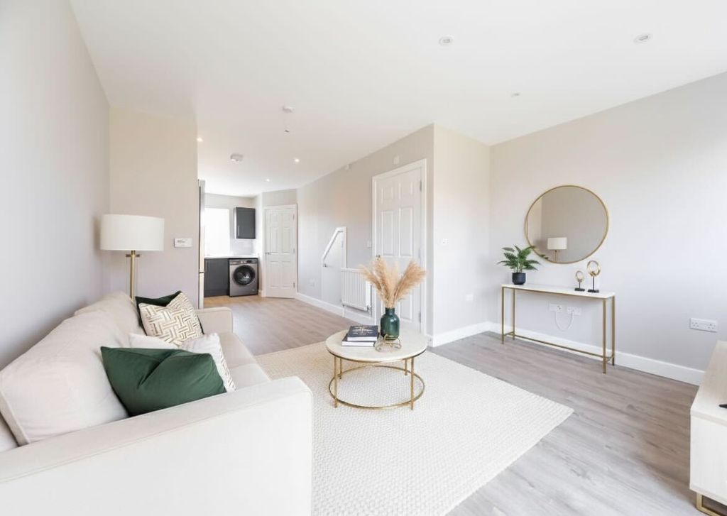 Property photo 3 of 13 Living Room