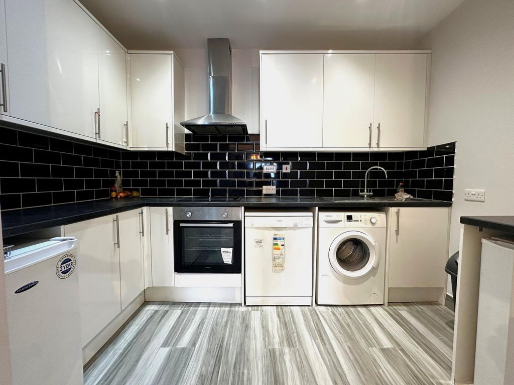 Property photo 3 of 6 Picture No. 03