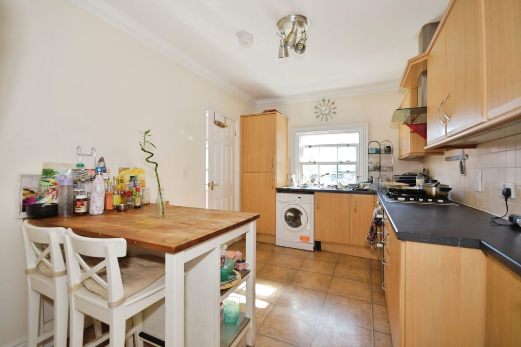 Property photo 3 of 15 Kitchen