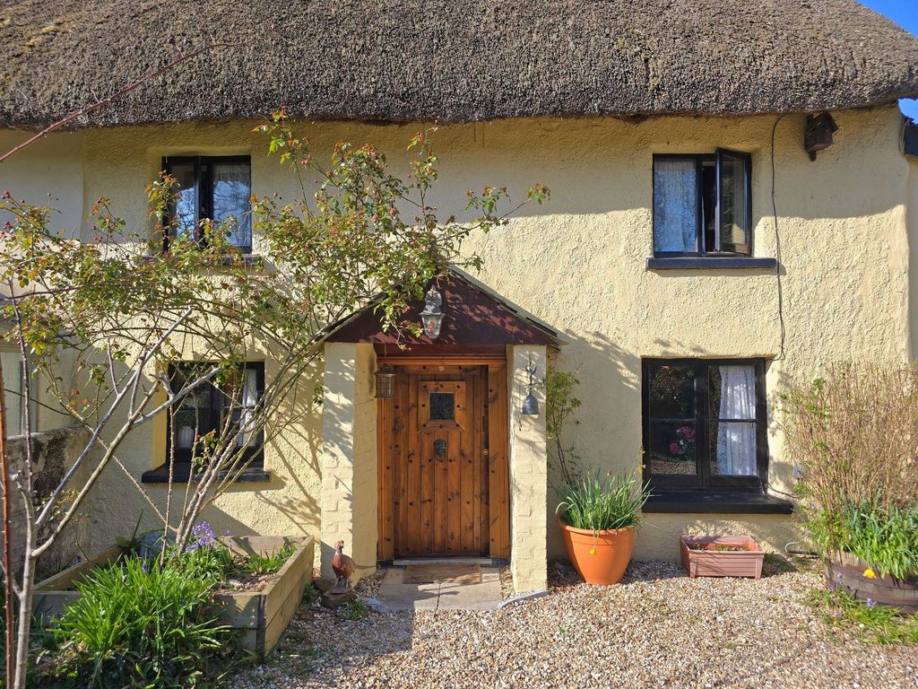 Property photo 1 of 27