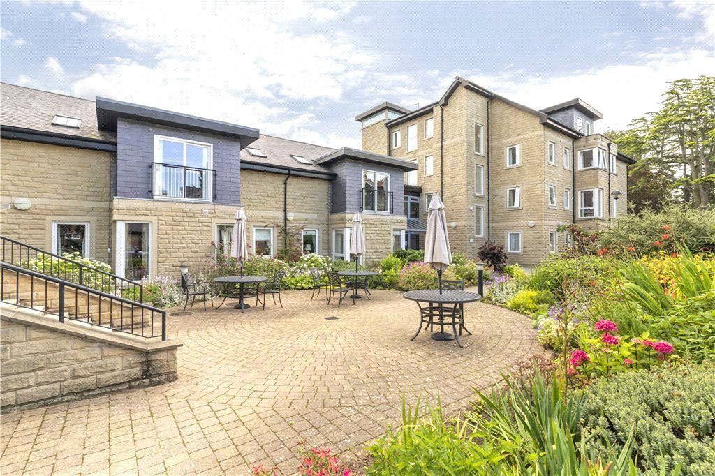 Property photo 1 of 11 Front Elevation