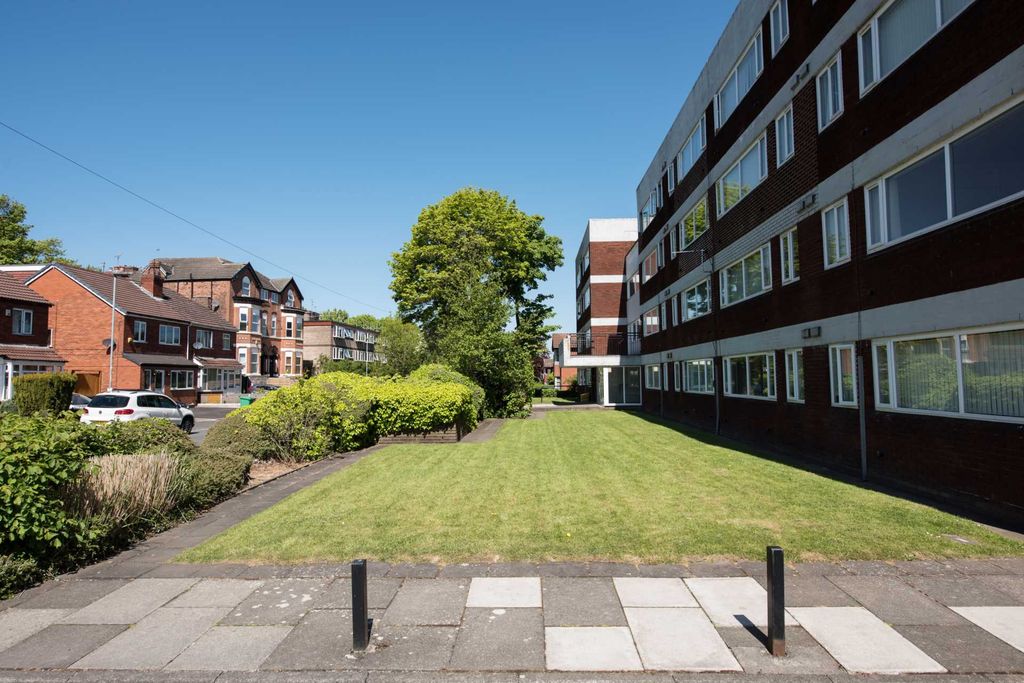 Property photo 3 of 22