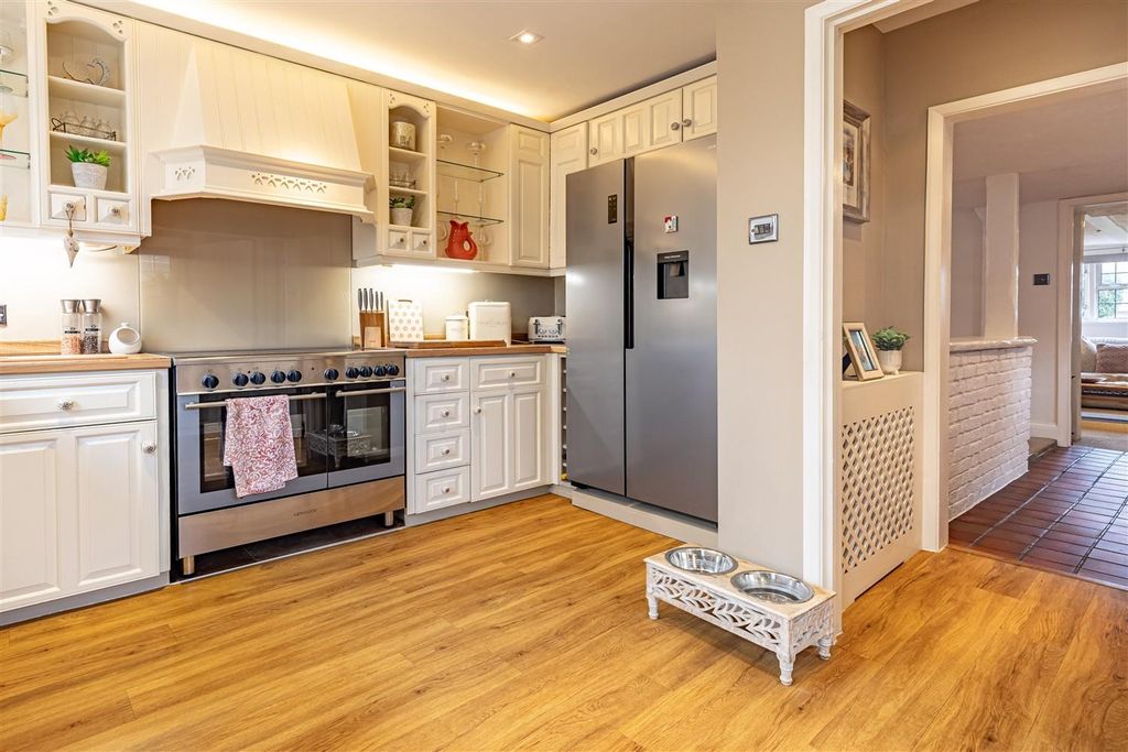 Property photo 3 of 34 29 Duck Lane (10).Jpg