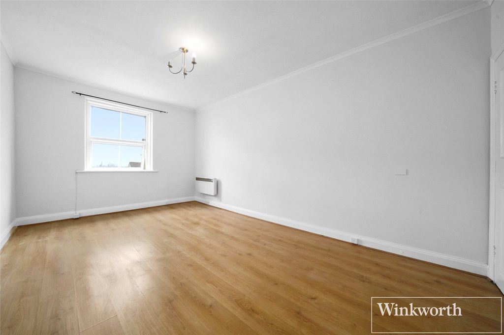 Property photo 3 of 14 Picture No. 13