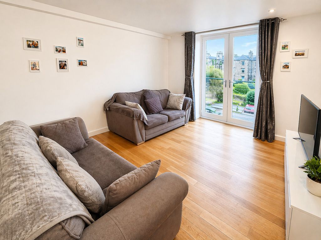 Property photo 3 of 11