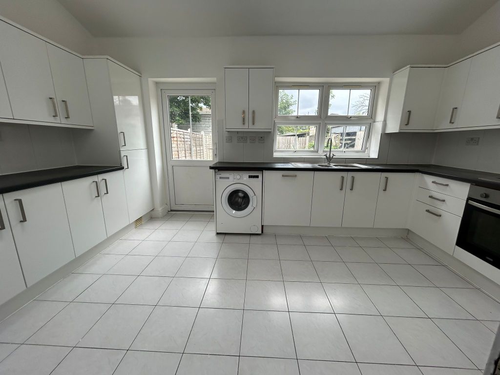 Property photo 1 of 29