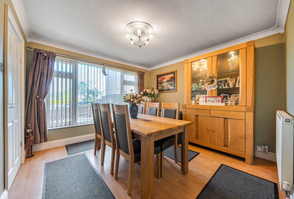 Property photo 3 of 20 1453495-18-69F1c8...