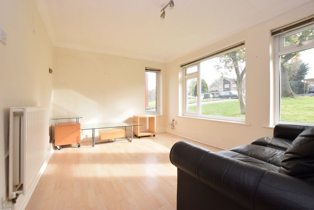 Property photo 2 of 6 Picture No. 19