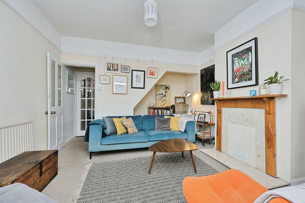 Property photo 2 of 15