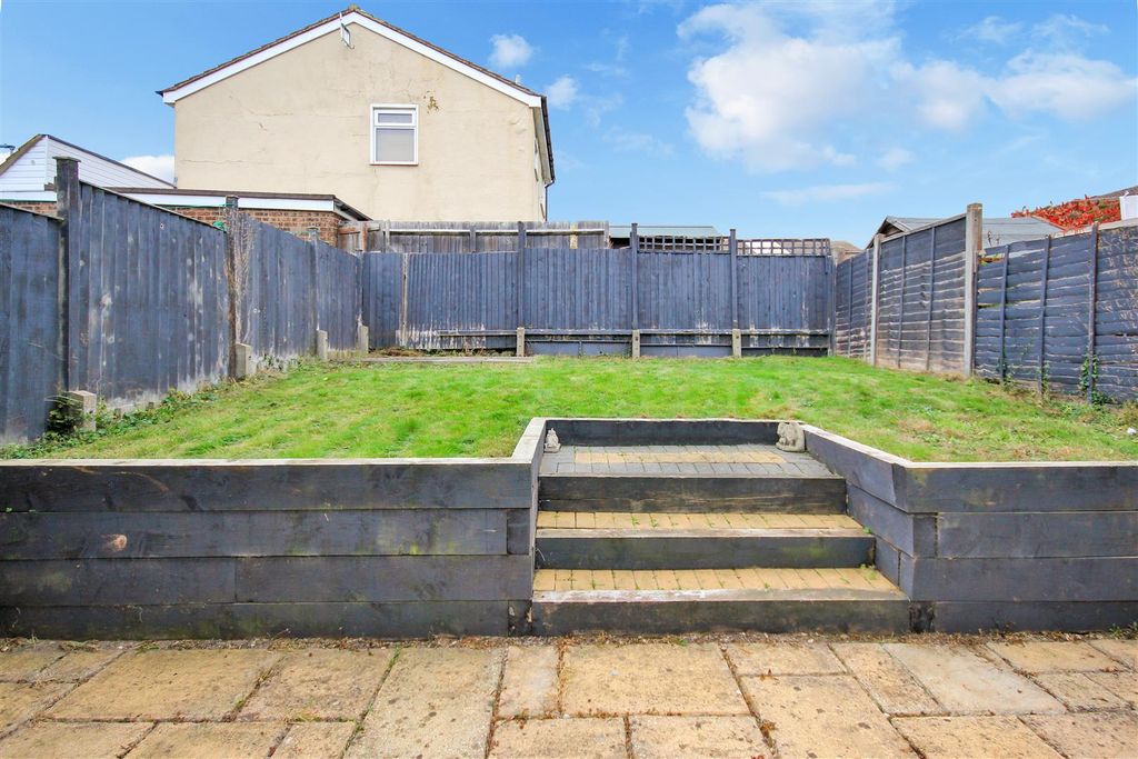 Property photo 2 of 11 Img_9633.Jpg