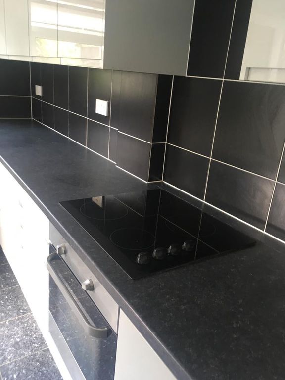 Property photo 1 of 3