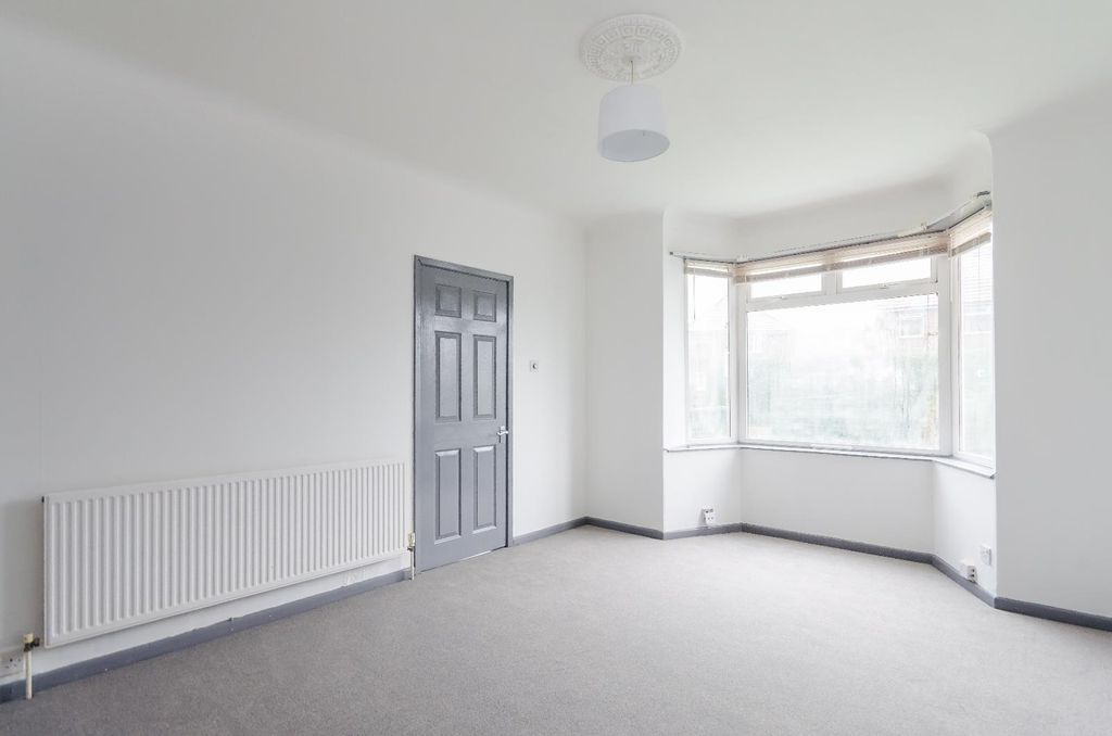 Property photo 2 of 12 Picture 2