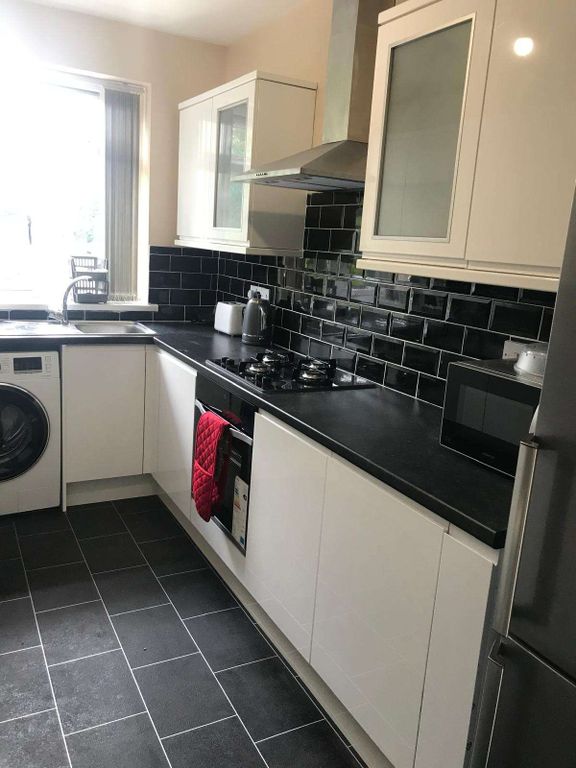 Property photo 3 of 9 Gallery