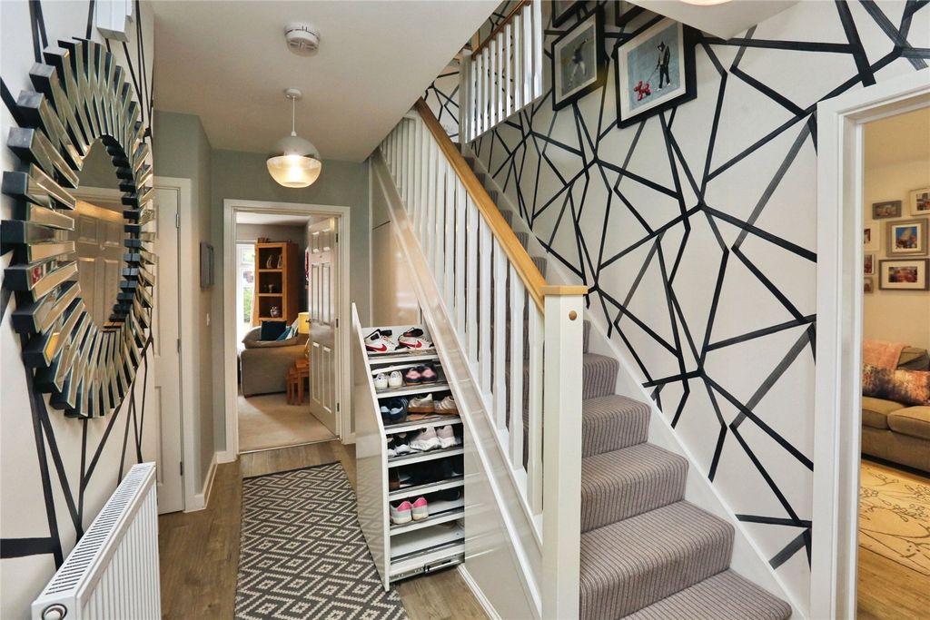 Additional image 10 of 4 bed detached house for saleSword Drive, Fareham, Hampshire PO14