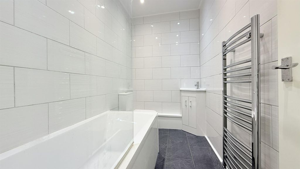 Property photo 3 of 16 Img_9717.Jpeg