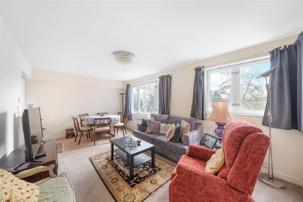 Property photo 2 of 8 Reception Room