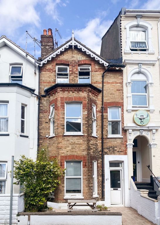 Property photo 3 of 15 Photo 23