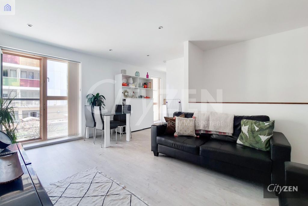 Property photo 1 of 10 Reception Room