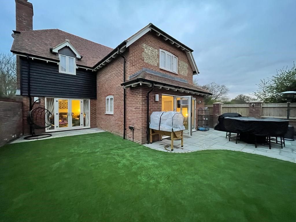 Property photo 2 of 19