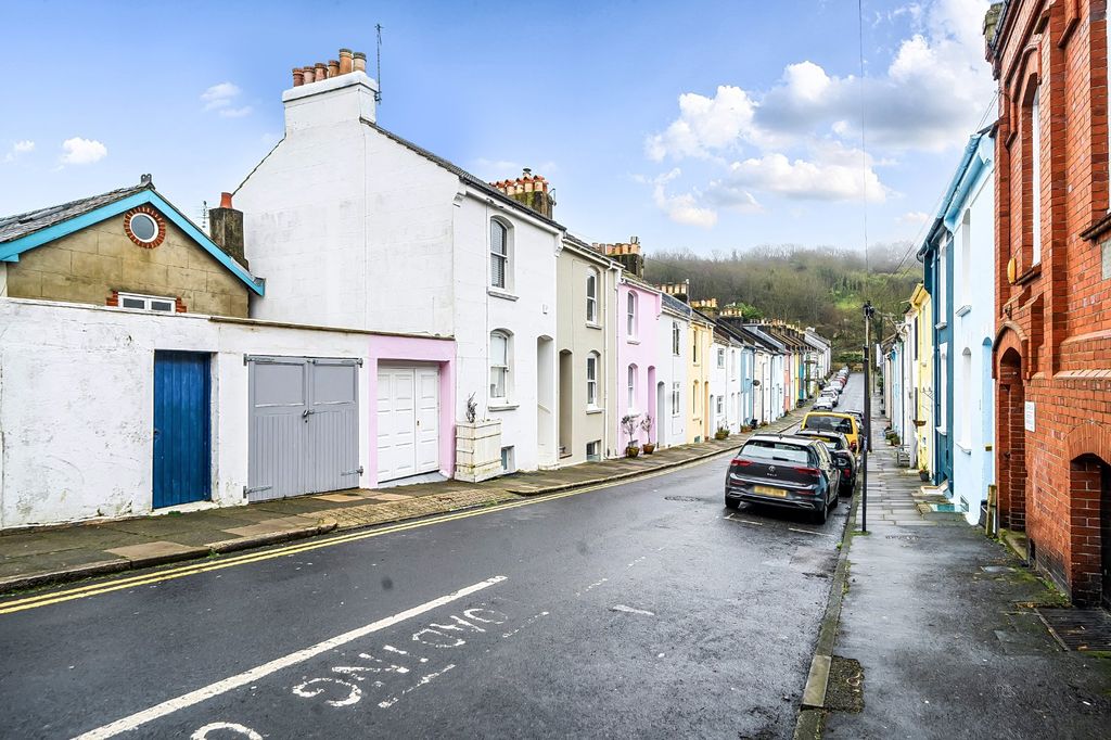 Property photo 2 of 7 Picture No. 06