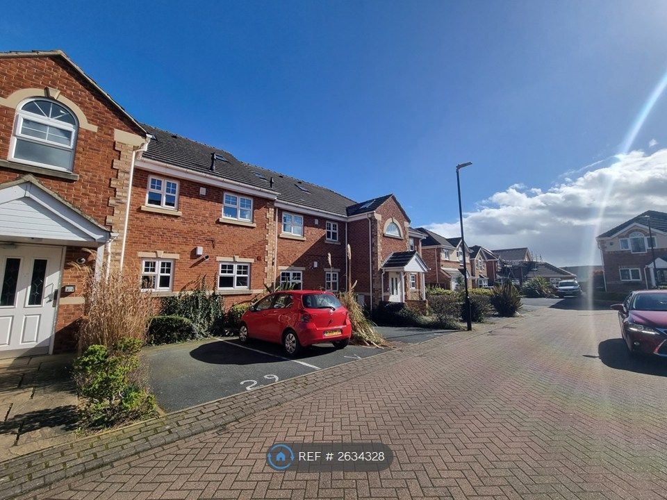 Property photo 2 of 15