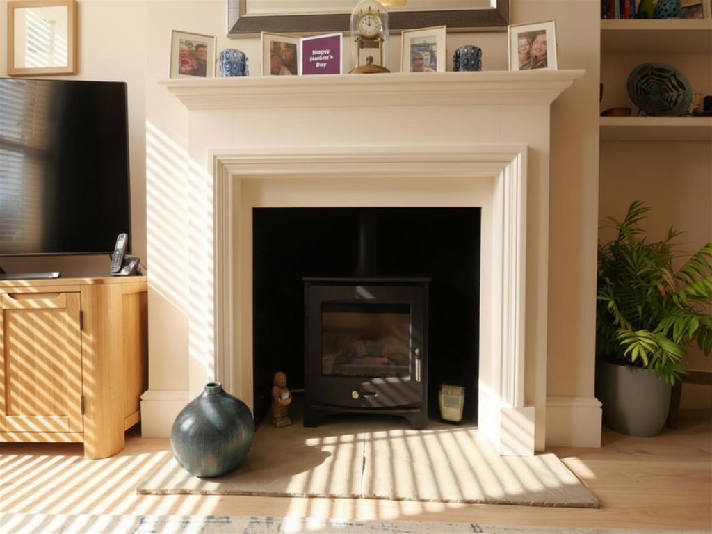 Property photo 3 of 19 P1000326.Png