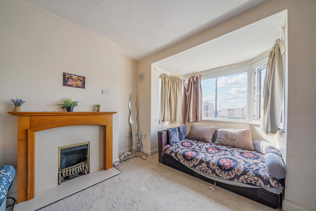 Property photo 3 of 18 1254305 (3).Jpg
