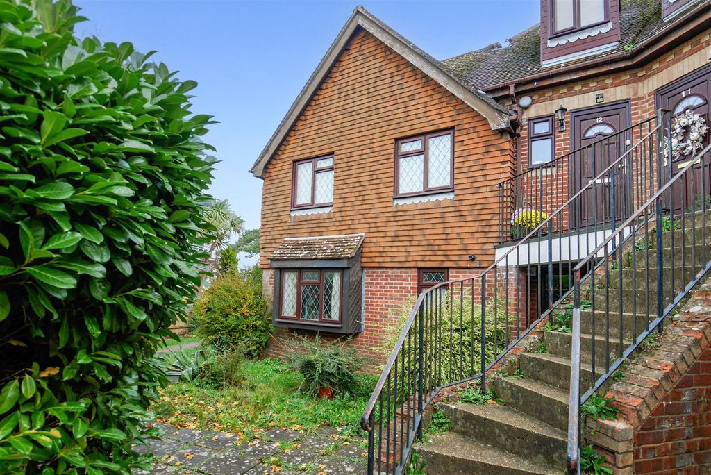 Property photo 1 of 11 P1090016.Jpg