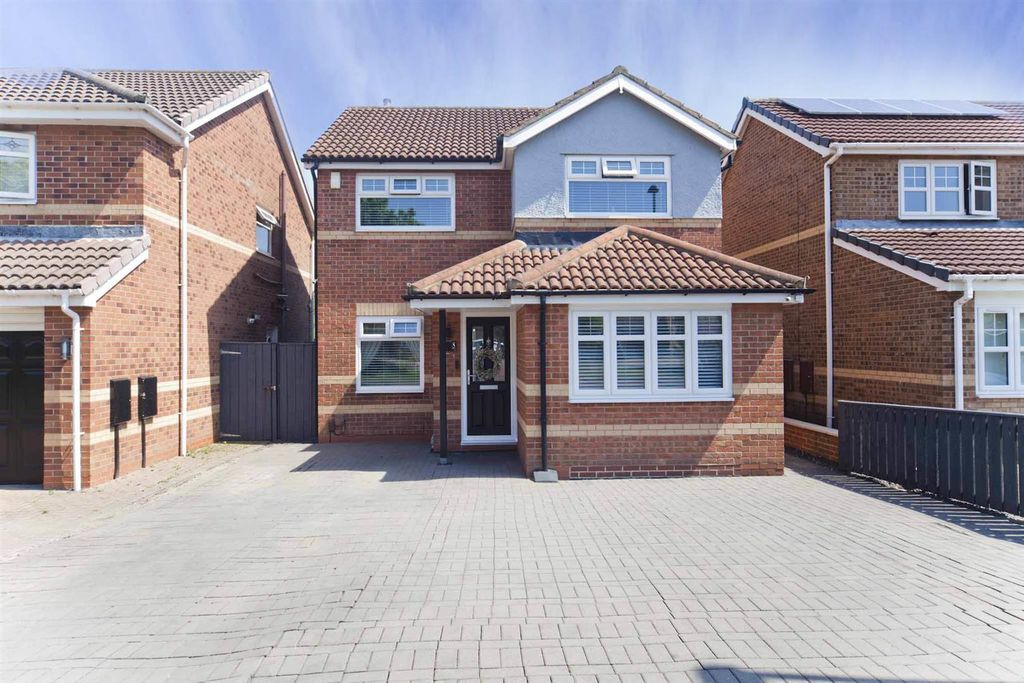 Property photo 1 of 35