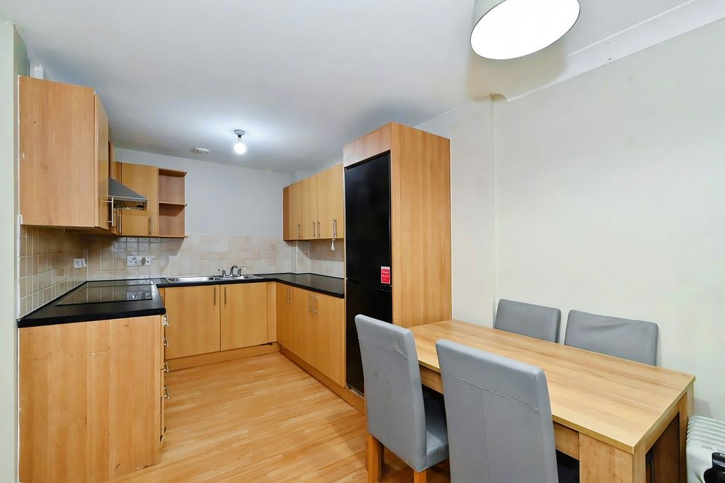 Property photo 3 of 12 3