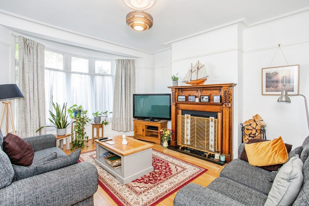 Property photo 3 of 23 Reception Room