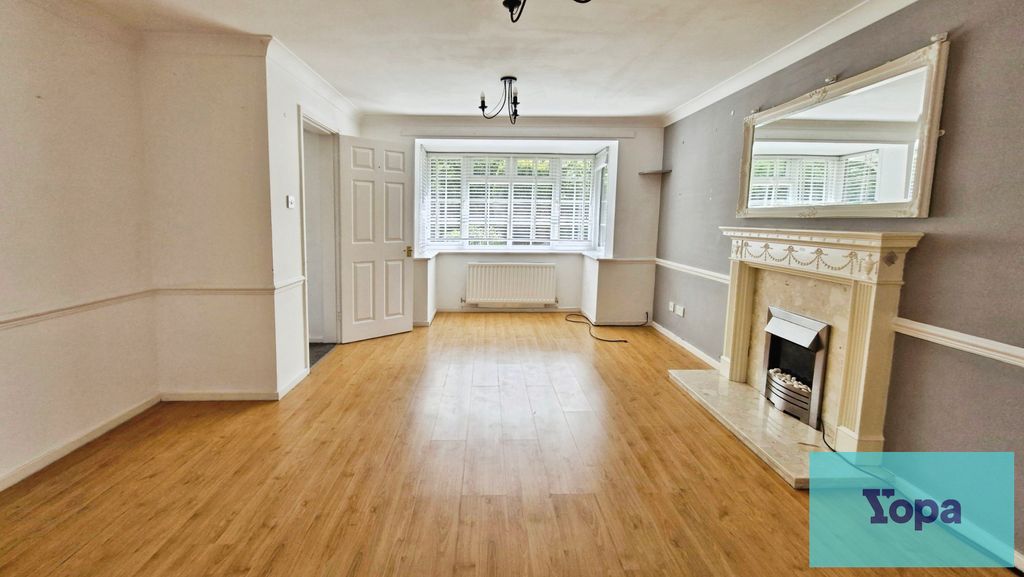 Property photo 3 of 25 Ce4A1064-20260427_140440