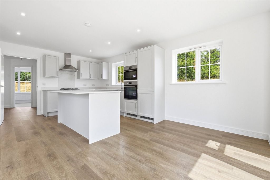 Property photo 3 of 13 Picture No. 04