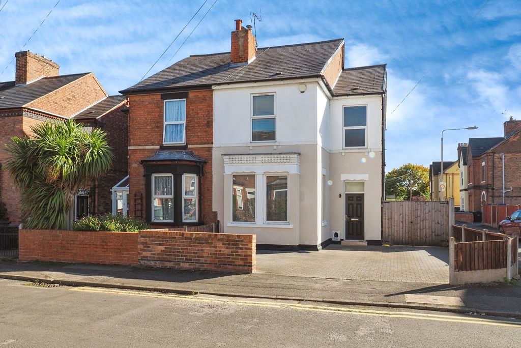 Property photo 1 of 16 Photo