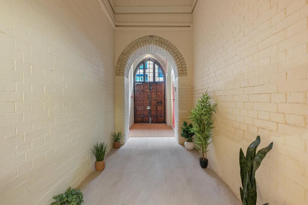 Property photo 3 of 14 Photo 3